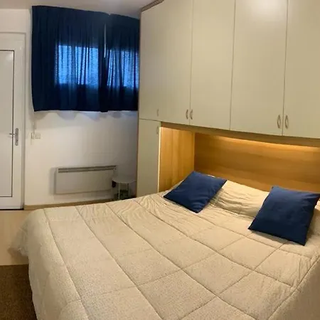 Sulla Piscina Panoramica Apartment Manerba del Garda