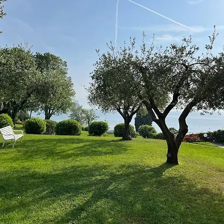 Sulla Piscina Panoramica * Manerba del Garda
