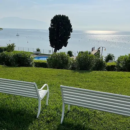 Apartment Sulla Piscina Panoramica Manerba del Garda