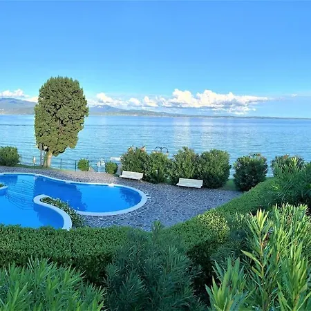 Sulla Piscina Panoramica * Manerba del Garda