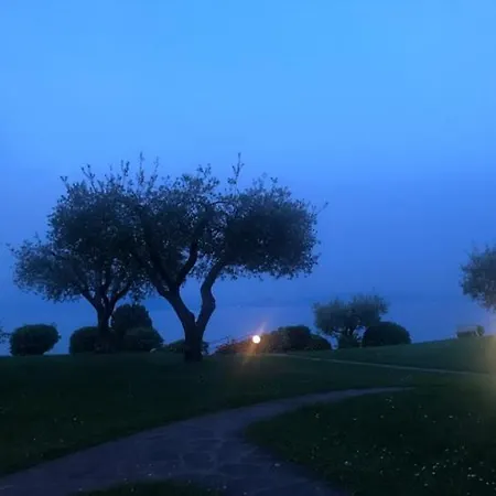 Sulla Piscina Panoramica *